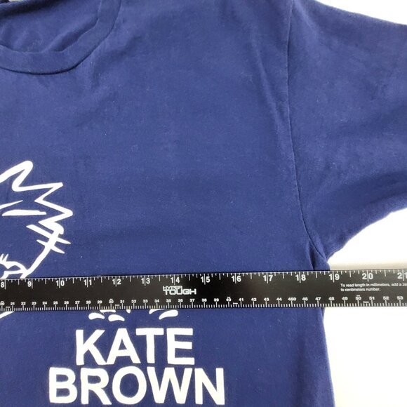 Calvin Piss on Kate Brown (Oregon Governor) T shirt Adult Medium Blue Port Auth - Picture 5 of 6